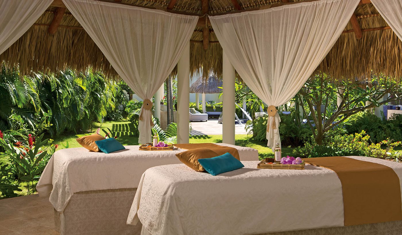 Massage à l'extérieur, Secrets Royal Beach Punta Cana