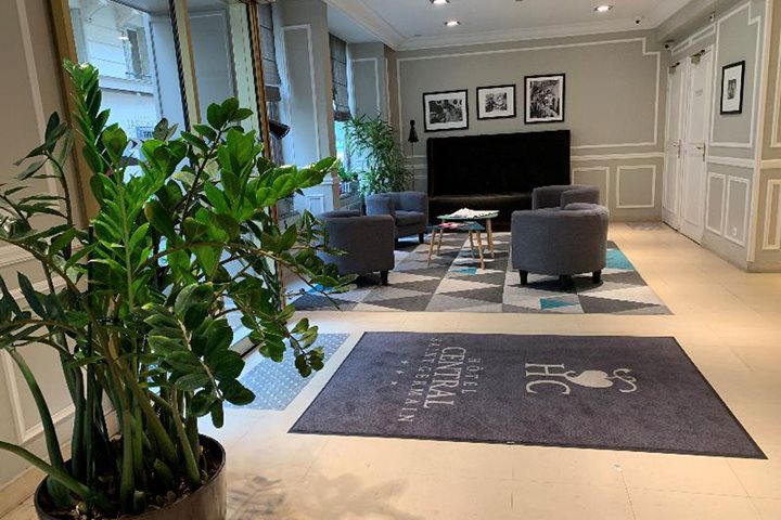 Entrance, Hotel Central Saint Germain, Paris