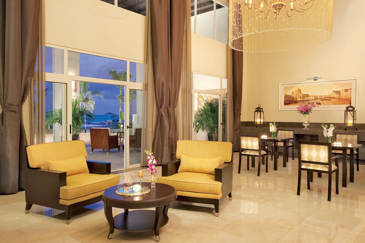 Preferred Club Lounge, Secrets St. James Montego Bay