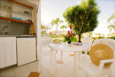 Hotel-Les-Amandiers-Room-003-Caribia-Apartment.jpg?height=263
