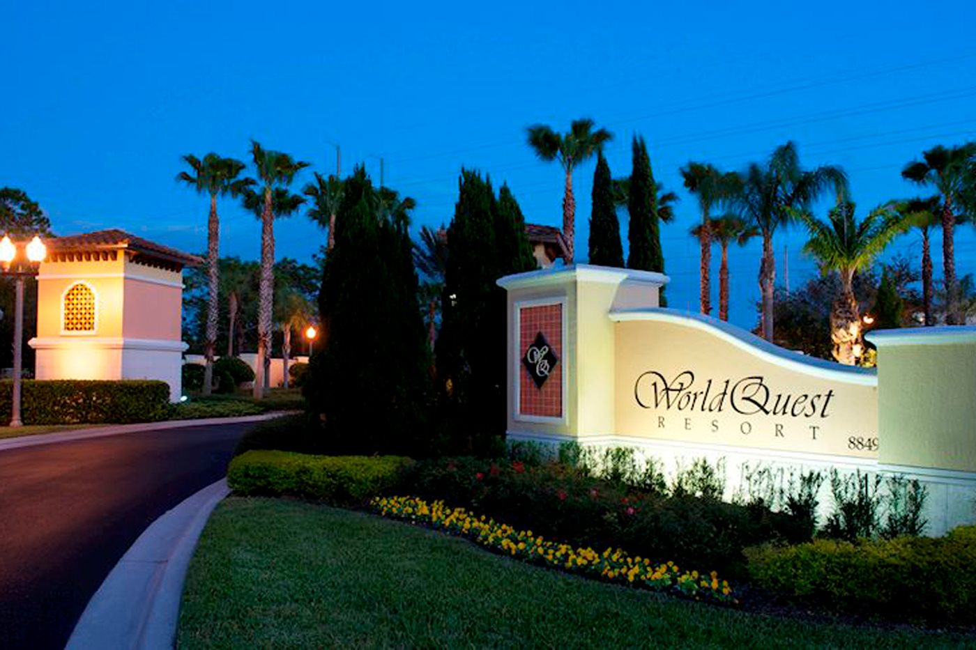 Entrance, WorldQuest Orlando Resort
