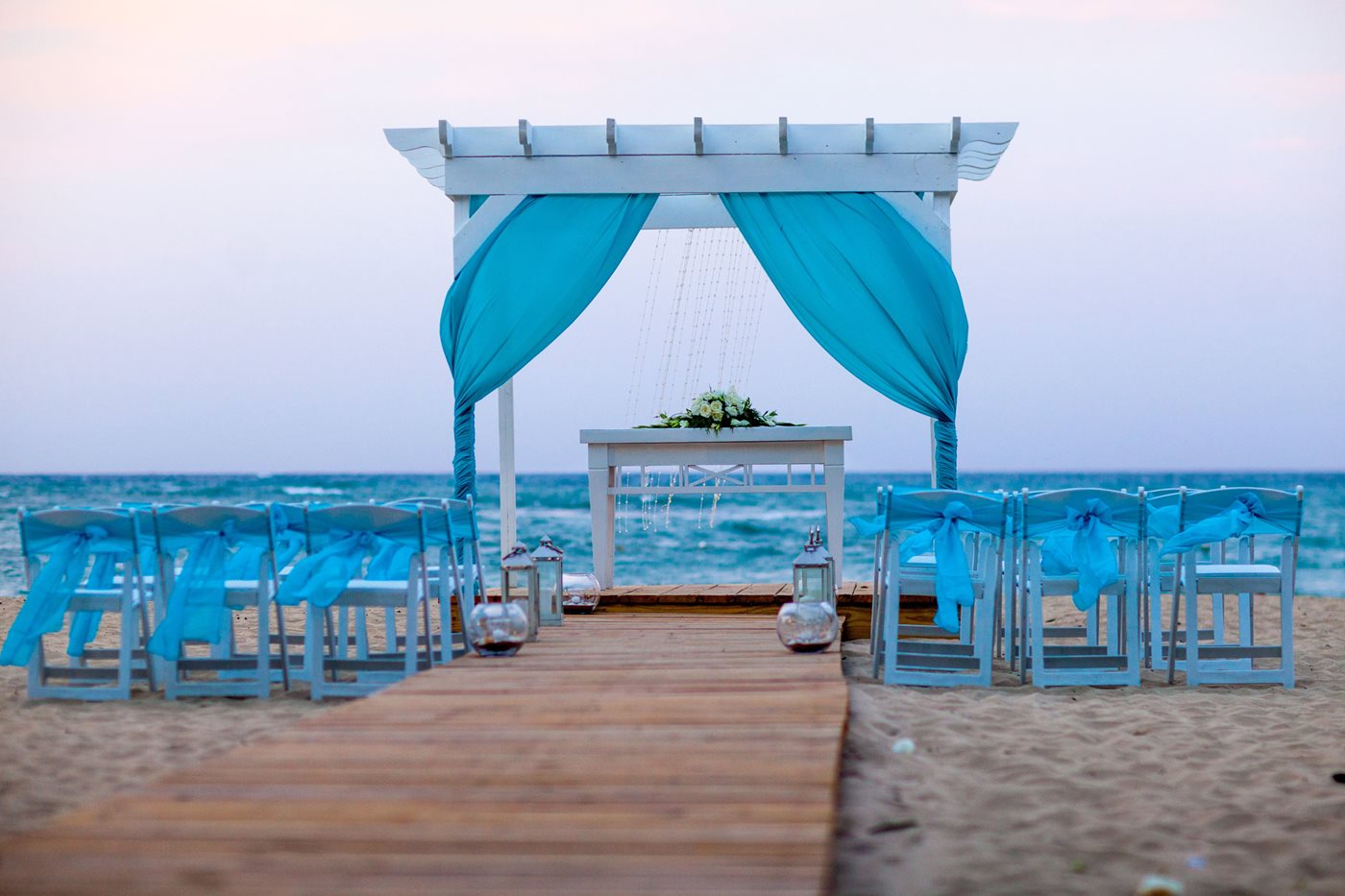 Mariage sur la plage, Marien Puerto Plata Hotel