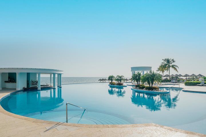 Pool, Iberostar Selection Rose Hall Suites, Montego Bay