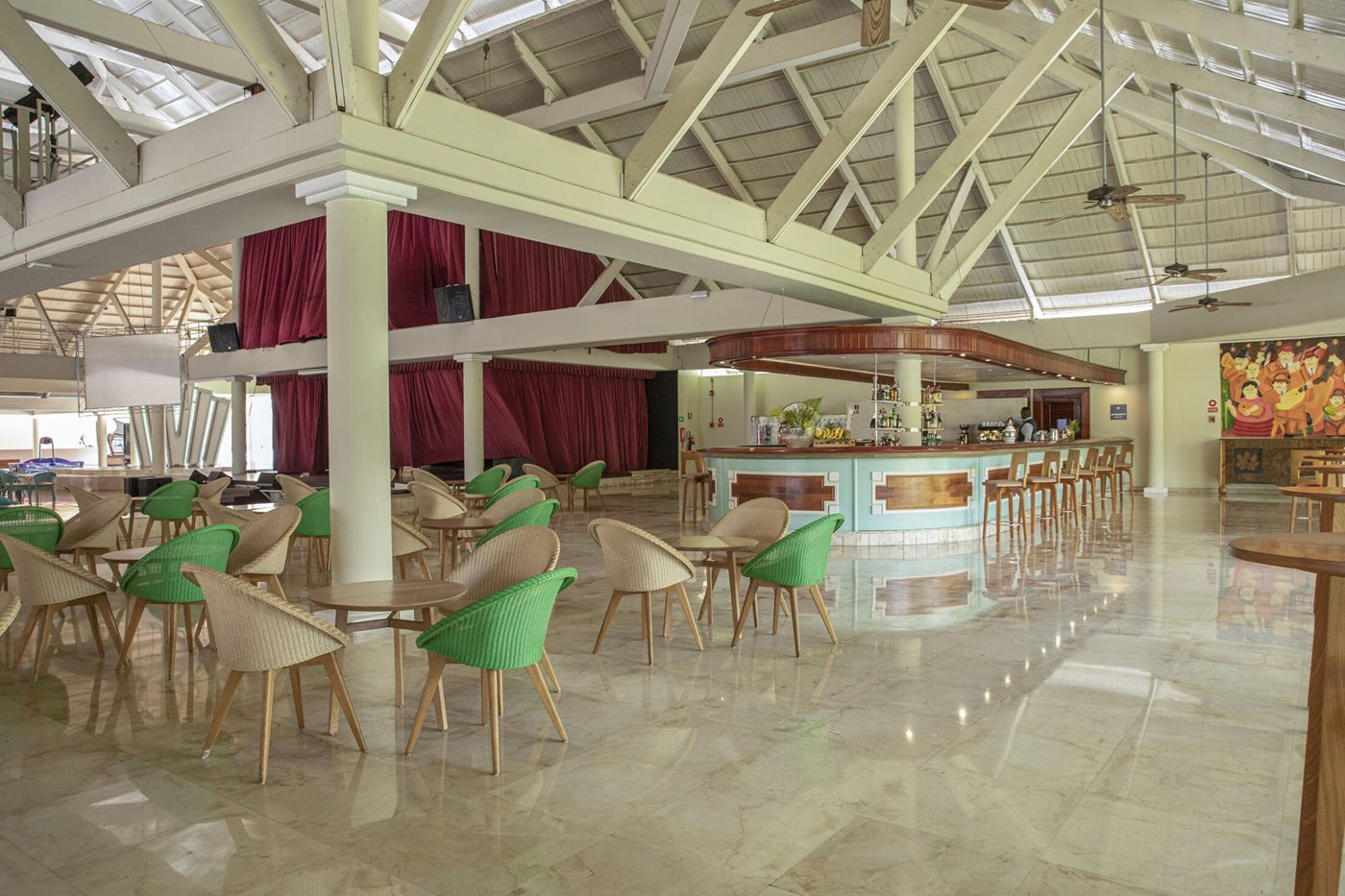 Quisqueya Lobby Bar at Iberostar Waves Dominicana offering cocktails snacks and a relaxed social atmosphere in Punta Cana