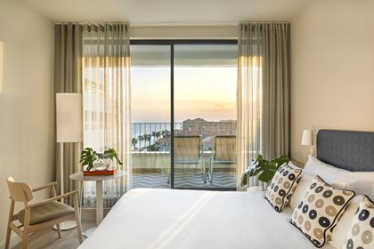 Supérieure ME vue mer latérale, ME Sitges Terramar