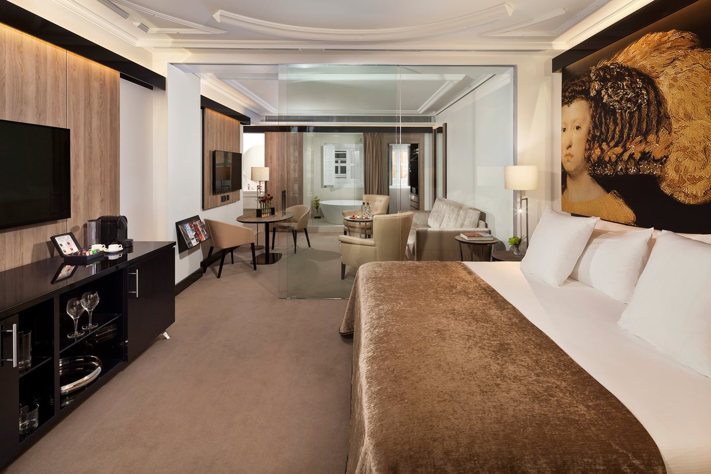 Two Bedroom Suite Red Level, Palacio de Los Duques Gran Melia, Madrid
