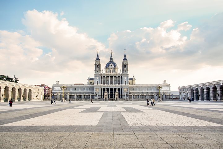Almudena Cathedral, Madrid5