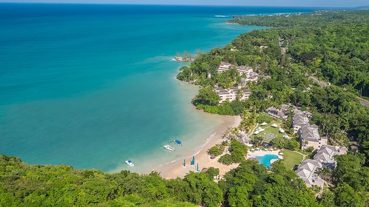 Vue aérienne, Couples Sans Souci, Ocho Rios