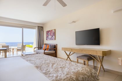 Oceanfront Junior Suite, Iberostar Selection Playa Mita
