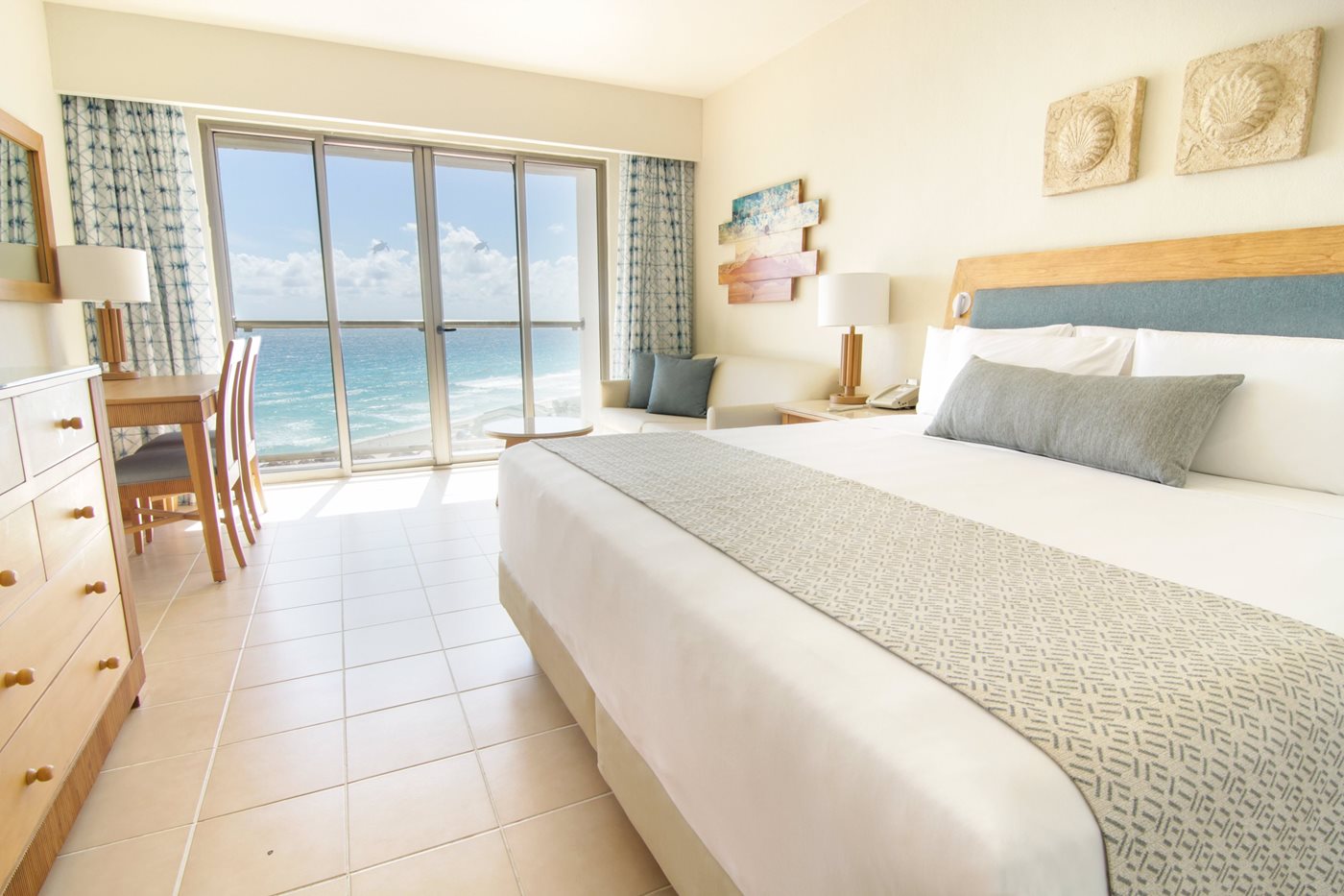 Premium Side Ocean View, Iberostar Selection Cancun