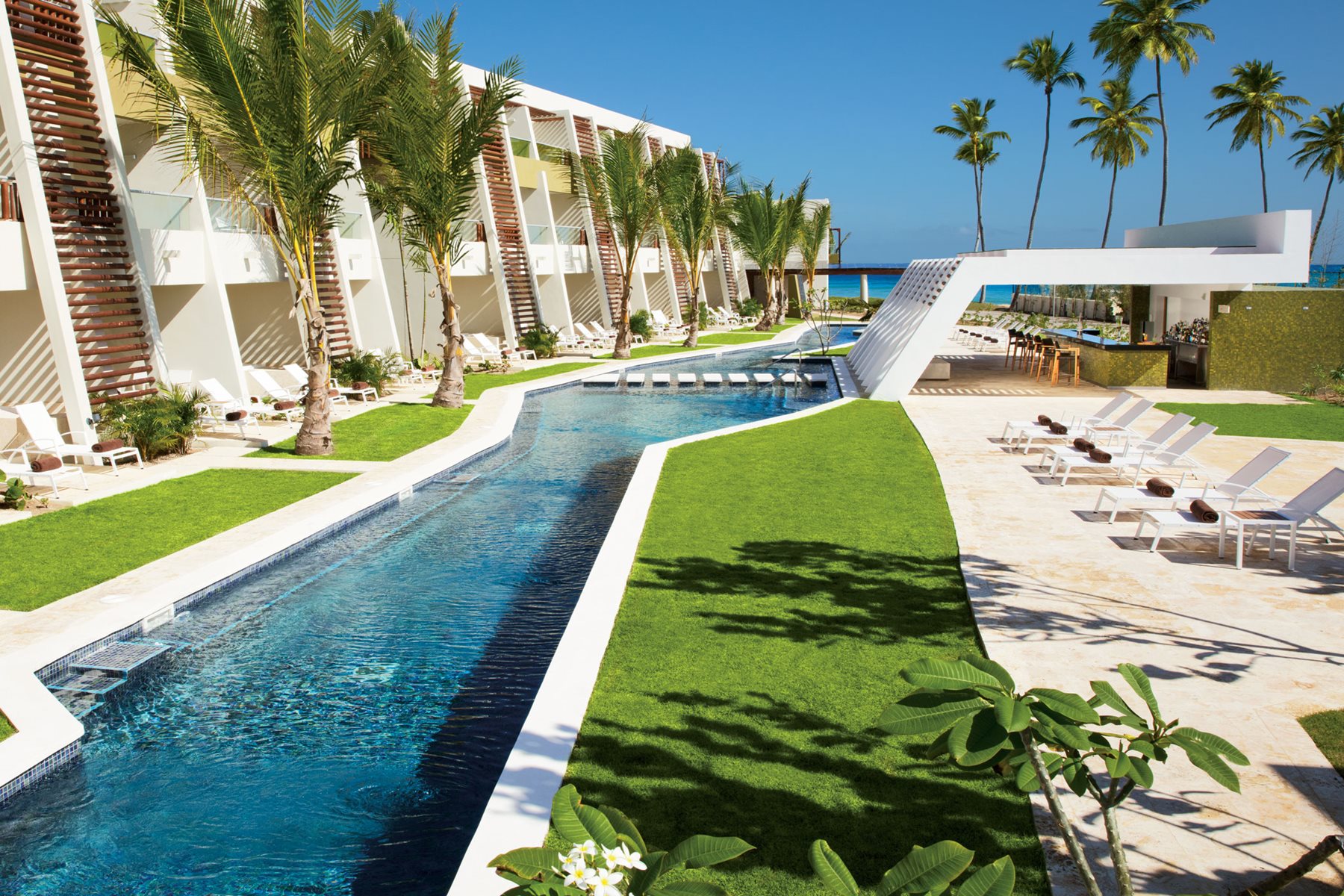 Preferred Club Family Pool, Dreams Onyx Resort & Spa, Punta Cana
