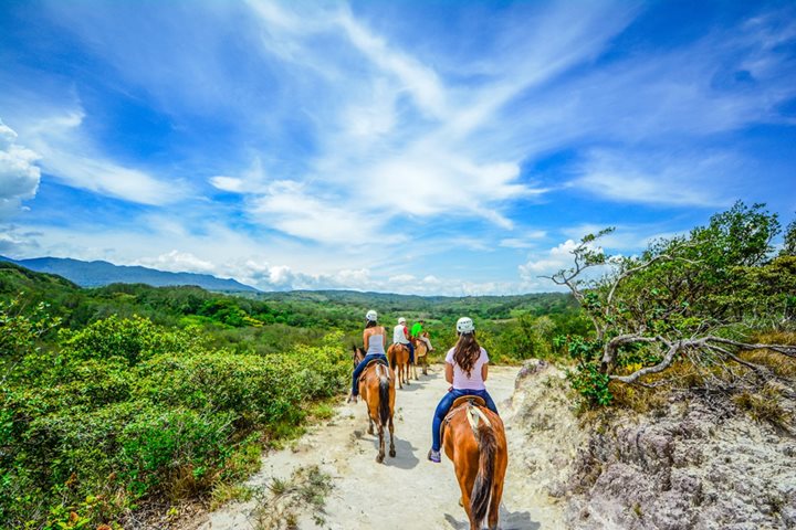 Vida Aventura Ranch Horseback riding3