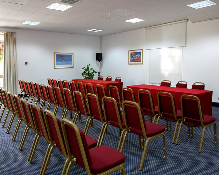 Meeting Room, Jardim Do Vau, Faro