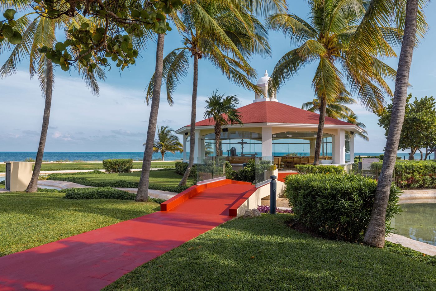 Wedding gazebo, Moon Palace Nizuc, Riviera Maya