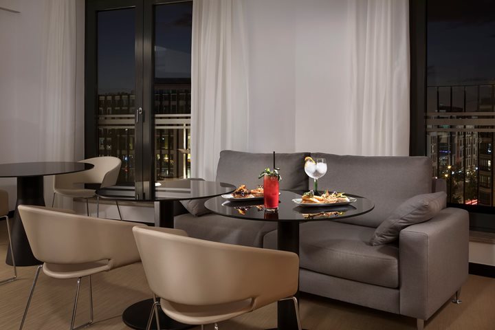 The Level lounge, Meliá Berlin