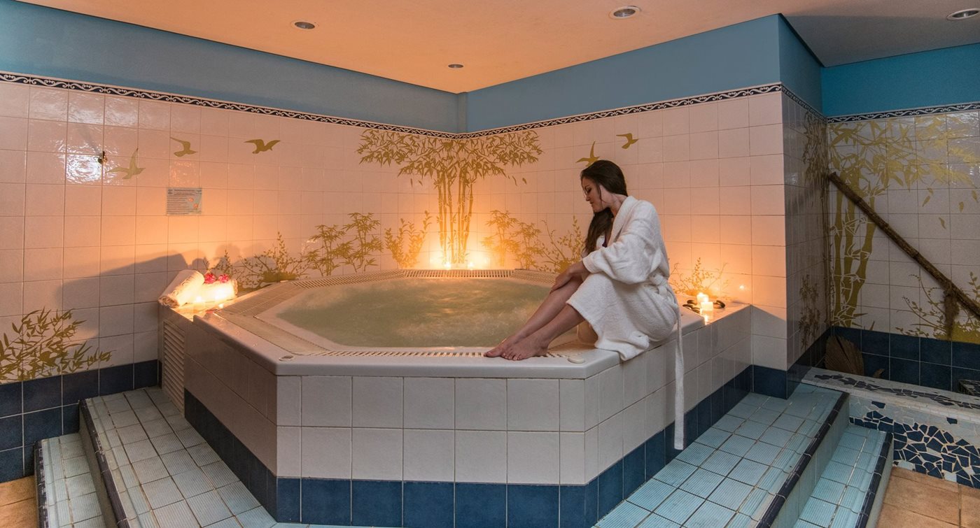 Spa, Blau Varadero