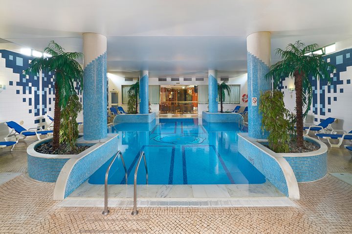 Piscine intérieure, Oceanus Aparthotel, Albufeira