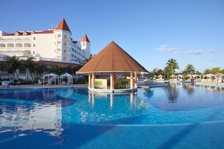 Pool, Bahia Principe Grand Jamaica, Runaway Bay