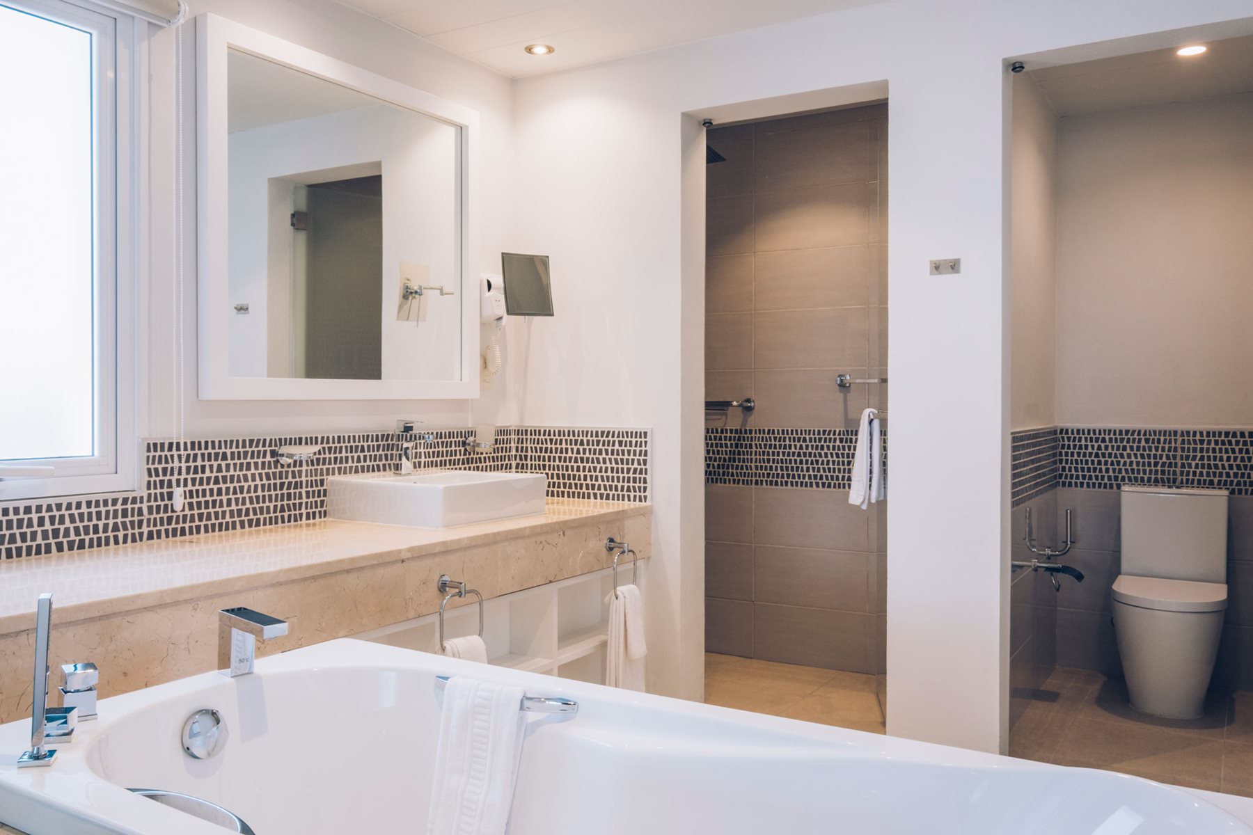 Coral Junior Suite Bathroom, Iberostar Coral Holguin