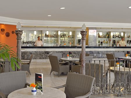 Cubitas Bar, Sol Palmeras