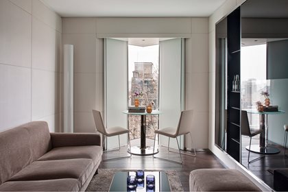 Beyond ME Suite Panoramique City View, ME London