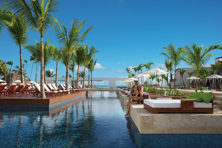 Piscine Club Preferred exclusive aux adultes, Dreams Onyx Resort & Spa, Punta Cana