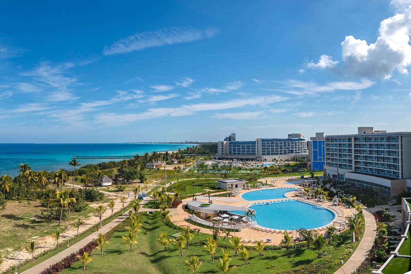 Vue aérienne, Grand Aston Varadero