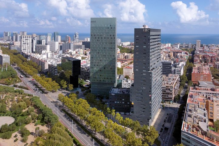 Hotel, Meliá Barcelona Sky