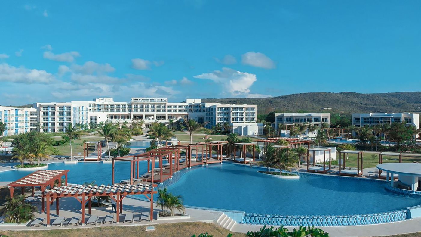 Vue aérienne, Gran Muthu Almirante Beach, Holguin