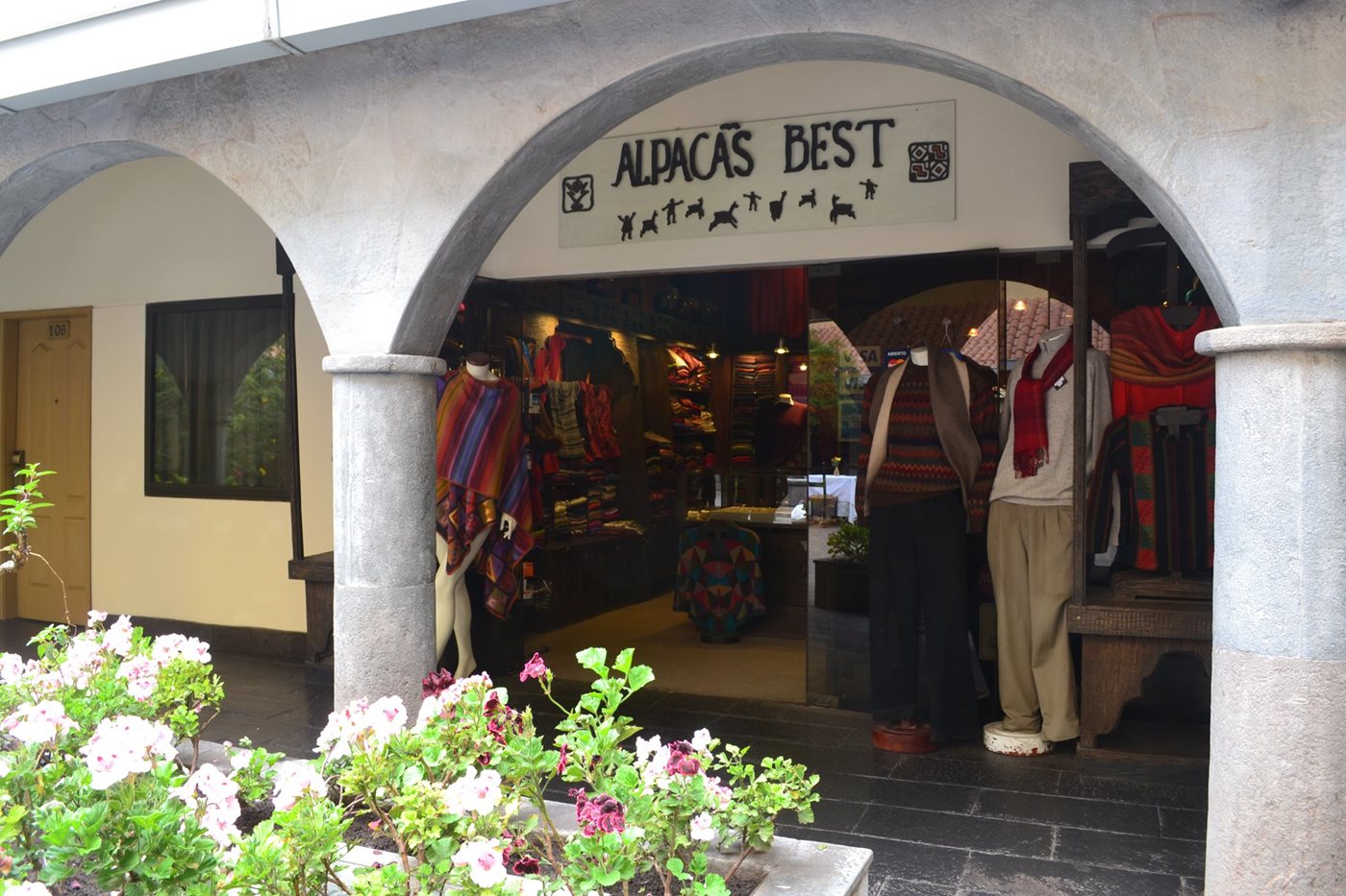 Boutique, Jose Antonio Cusco, Cusco