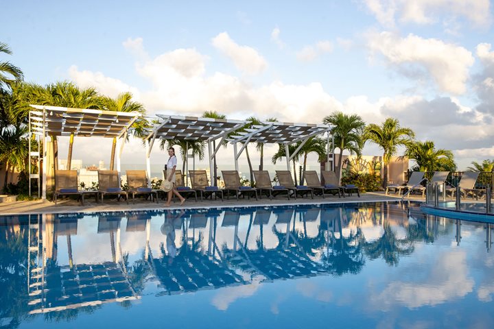 Rooftop Pool, Iberostar Selection Parque Central, Havana