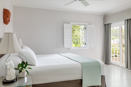 Suite face à la plage, Couples Sans Souci