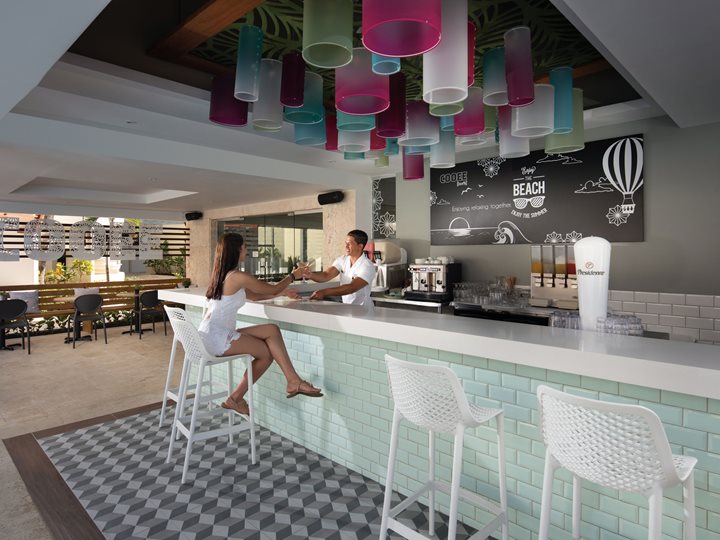 Sommer Bar, Select at Casa Marina