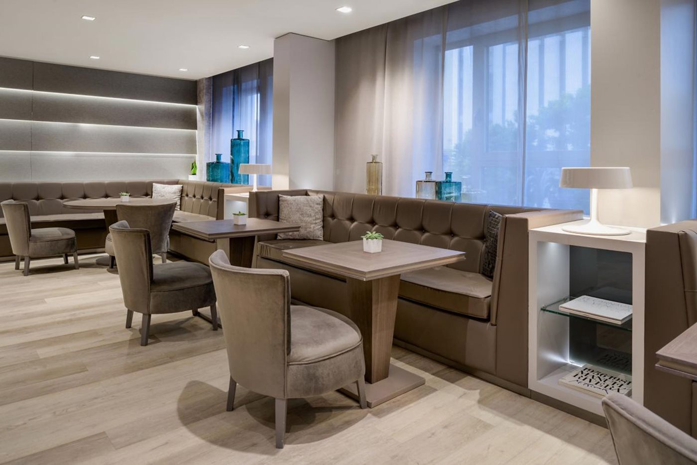 Salon, SH Colon Valencia