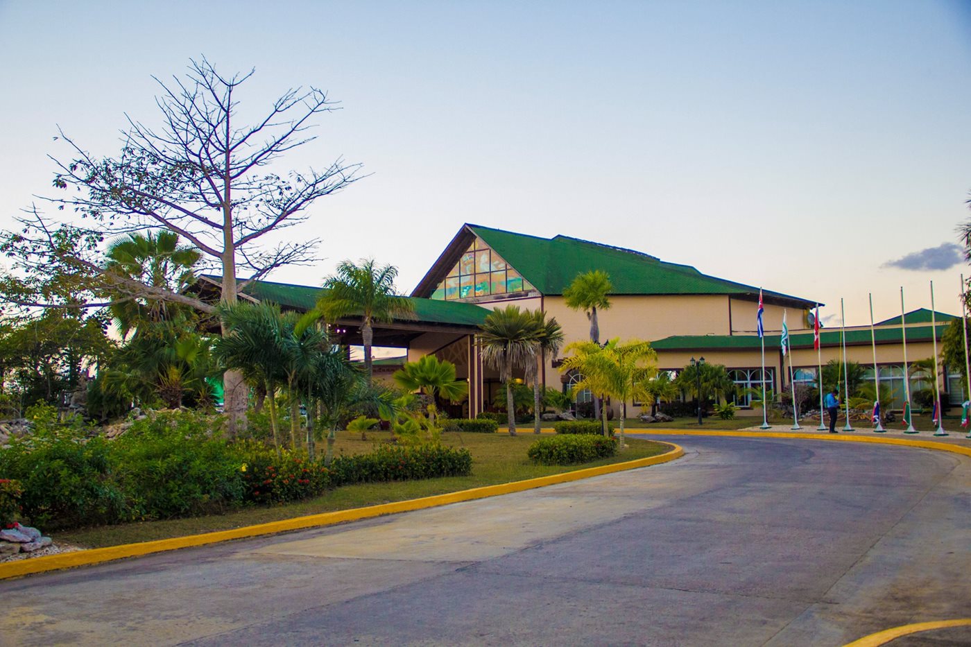 Entrance, Hotel Playa Coco, Cayo Coco