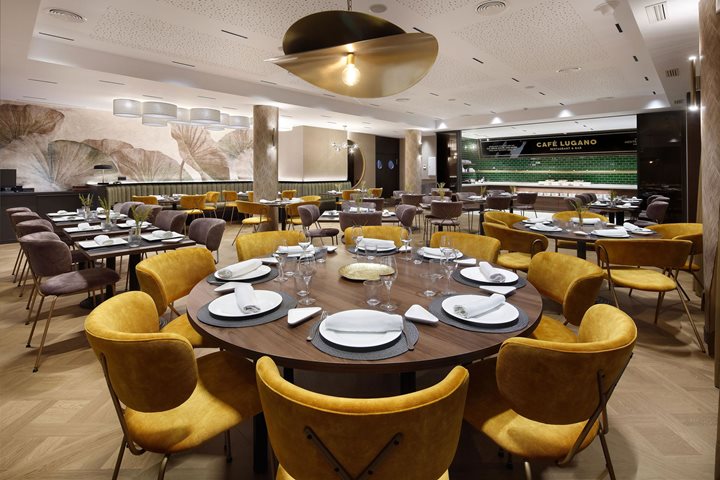 Cafe Lugano Restaurant, HCC St Moritz