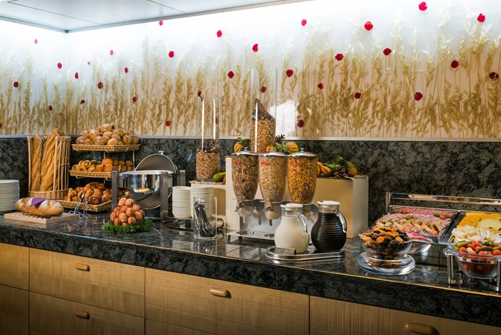 Salle à petit-déjeuner, Hôtel Magellan