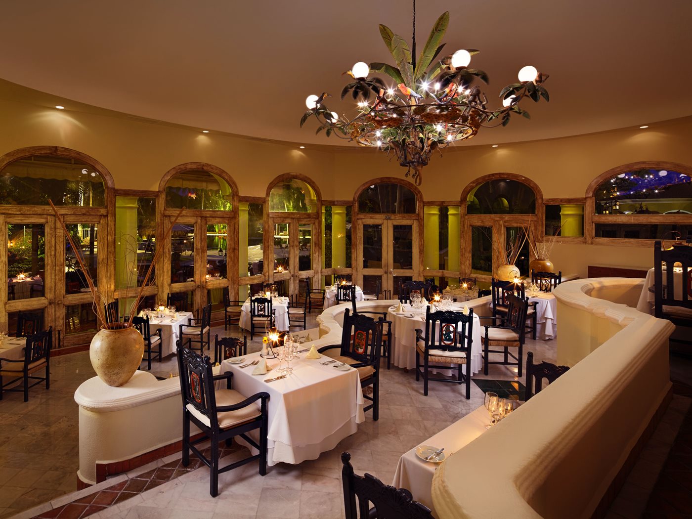 Restaurant Emiliano, Casa Velas