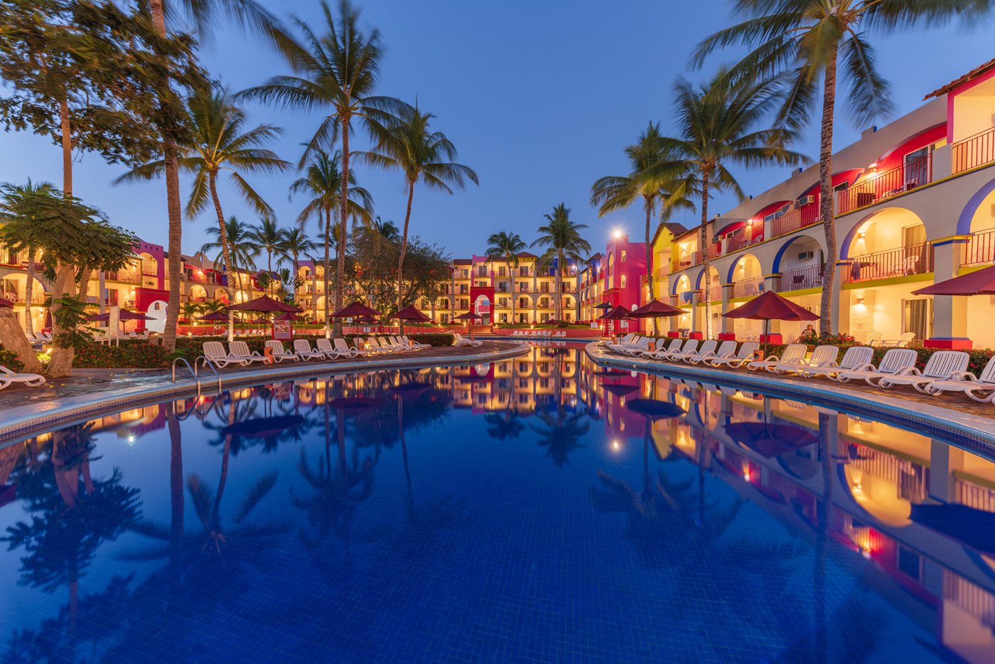 Piscine, Grand Decameron Complex Bucerías, A Trademark All-Inclusive Resort, Riviera Nayarit