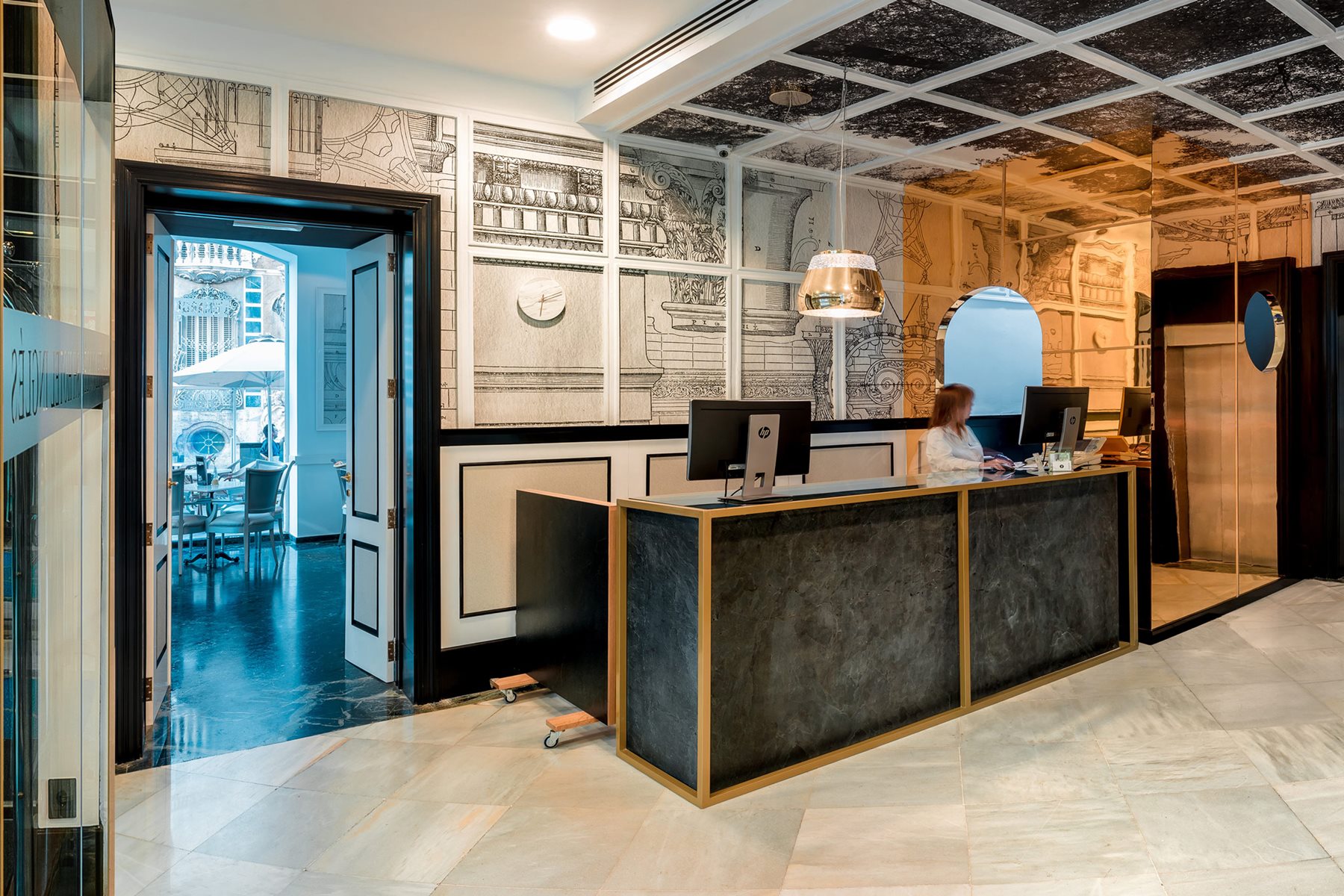 Reception, SH Ingles, Valencia