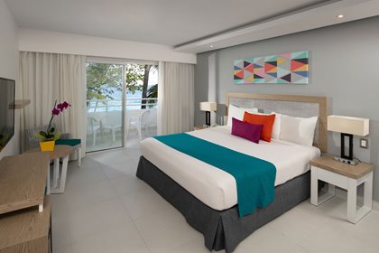 Renovated Deluxe Ocean View, Casa Marina Beach & Reef