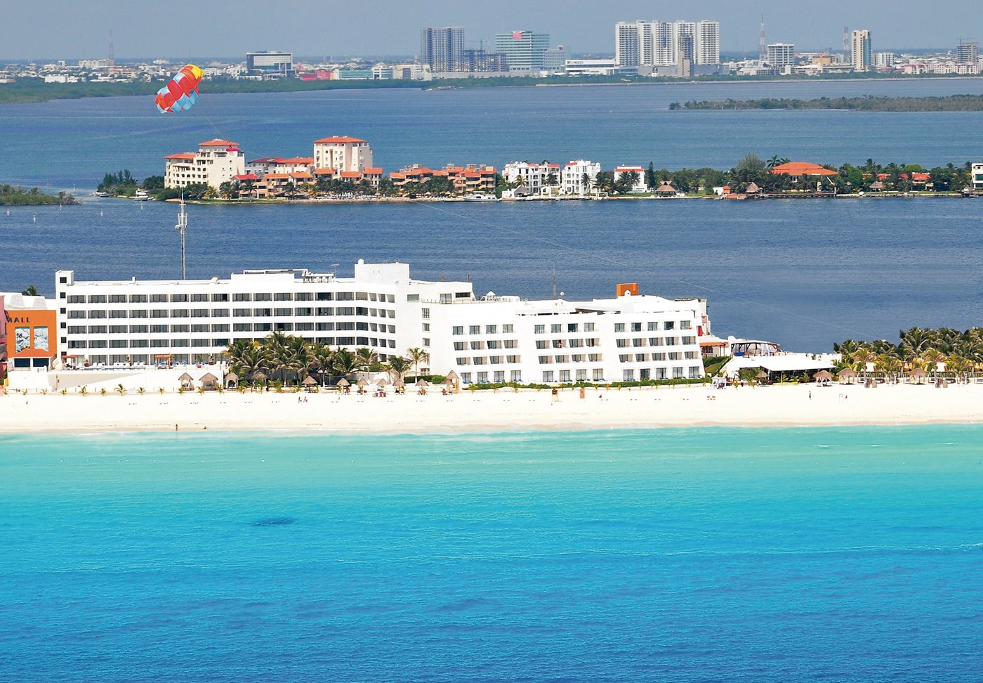 Flamingo Cancun Resort - Cancun | Transat
