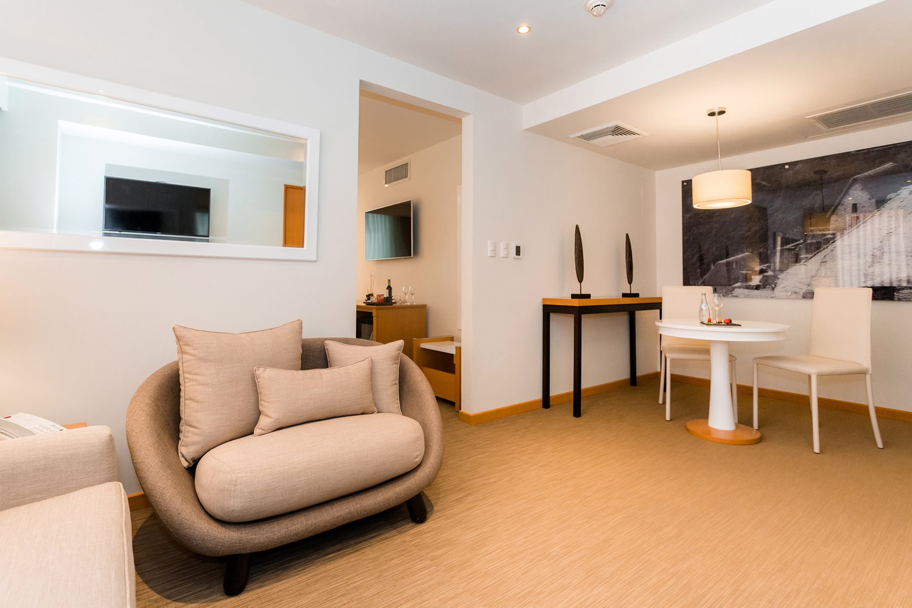 Suite affaires The Level, Meliá Lima