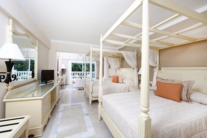 Junior Suite Deluxe, Bahia Principe Luxury Runaway Bay