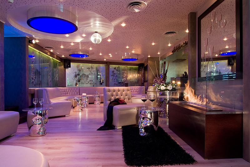 Bar Café Degli Artisti, The Athenian Callirhoe