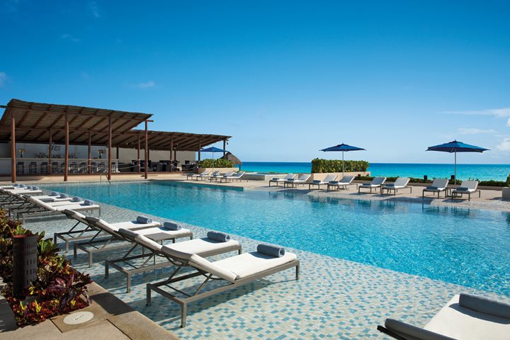 Piscine, Secrets The Vine Cancun