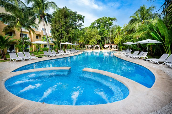 Adult pool, Viva Maya by Wyndham, Riviera Maya