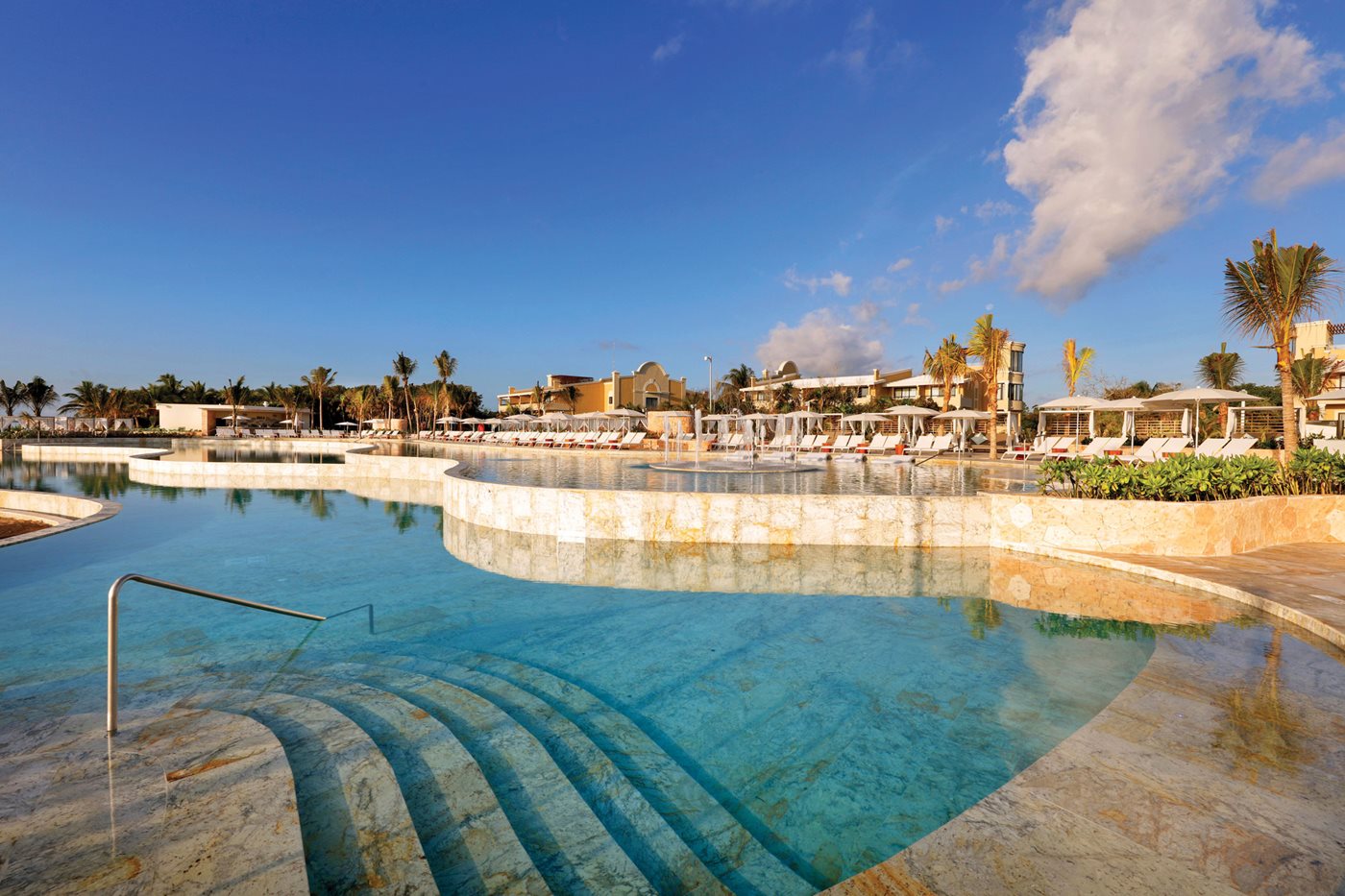 Piscine et club de plage, TRS Yucatan Hotel, Riviera Maya