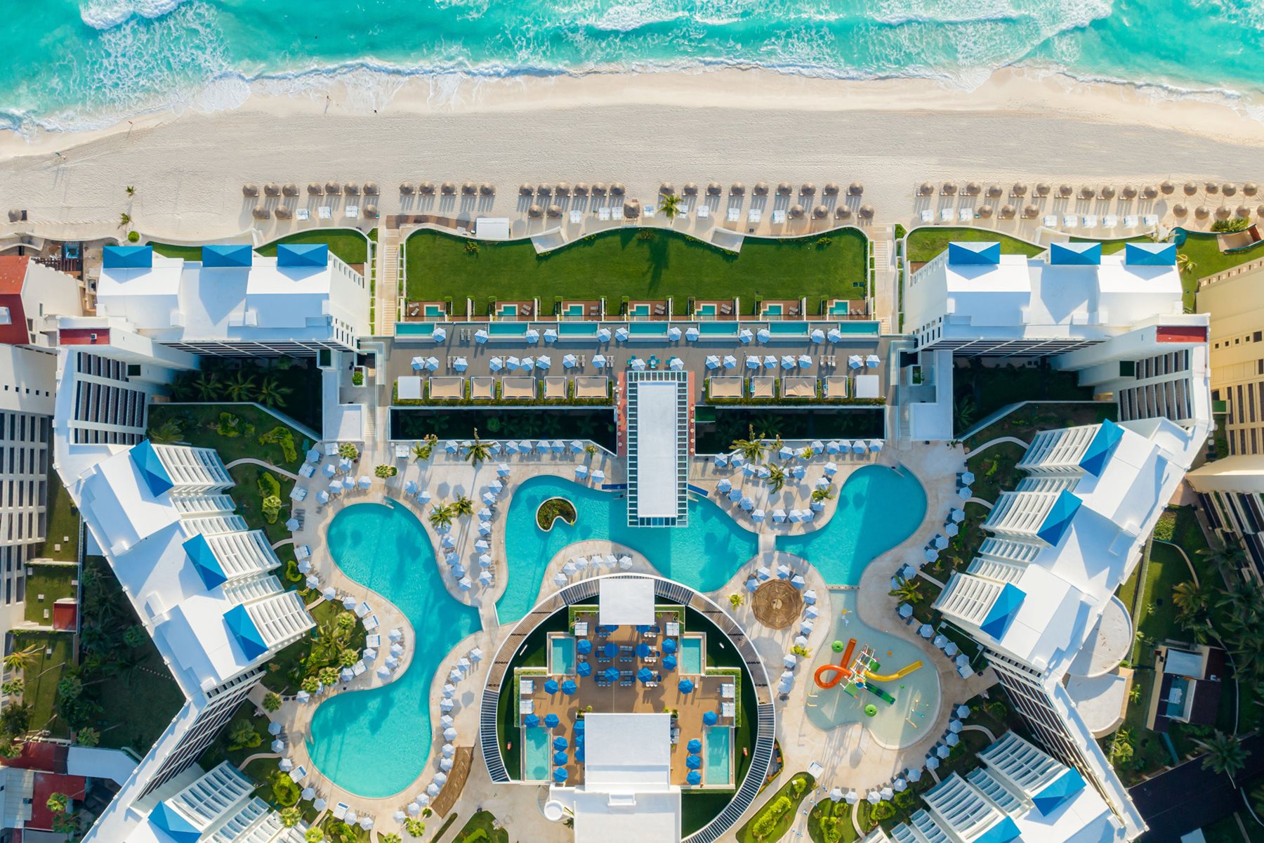 Hilton Cancun Mar Caribe, photo 4 of 44