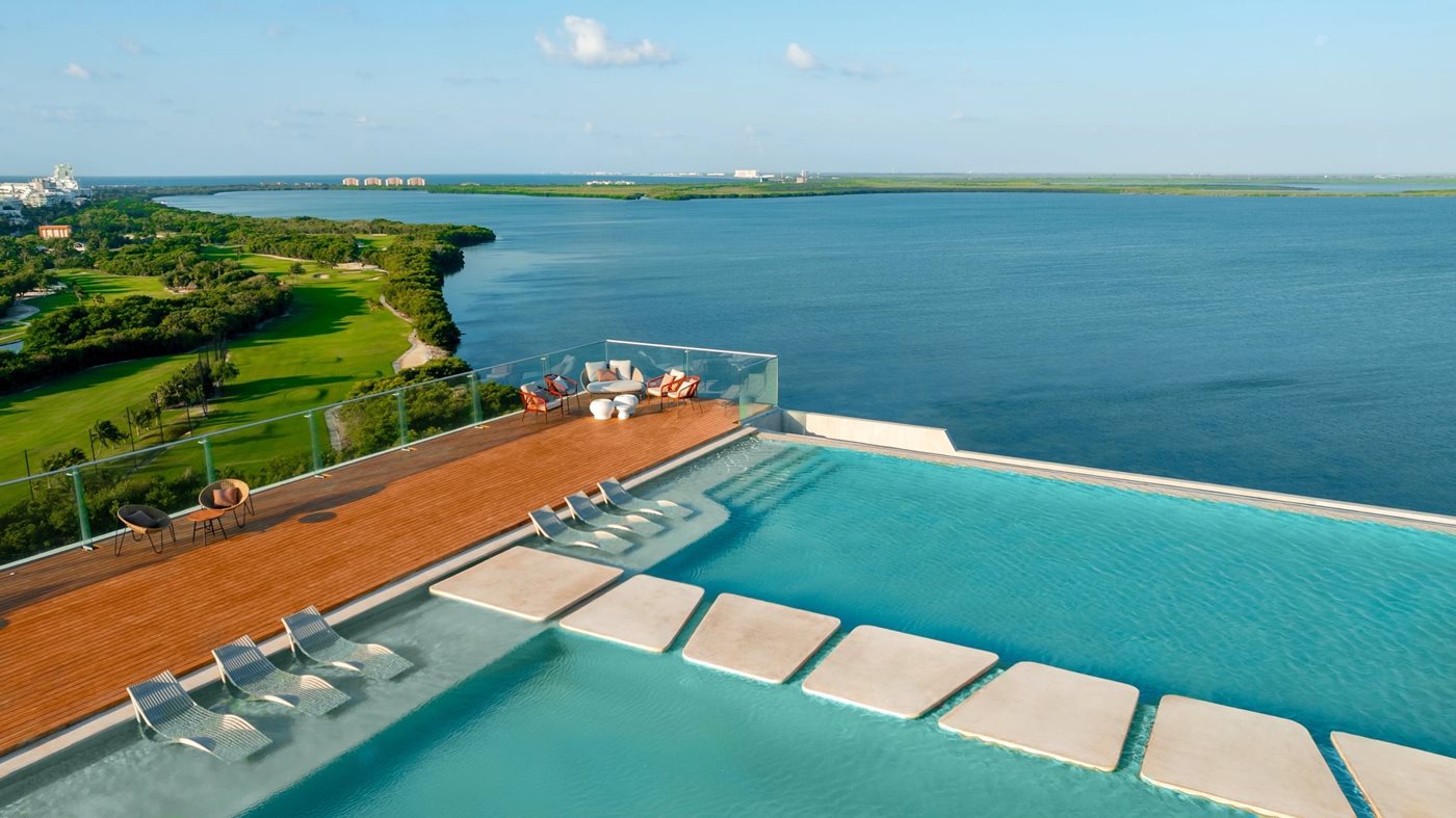 Piscine sur le toit, Hyatt Vivid Grand Island, Cancun